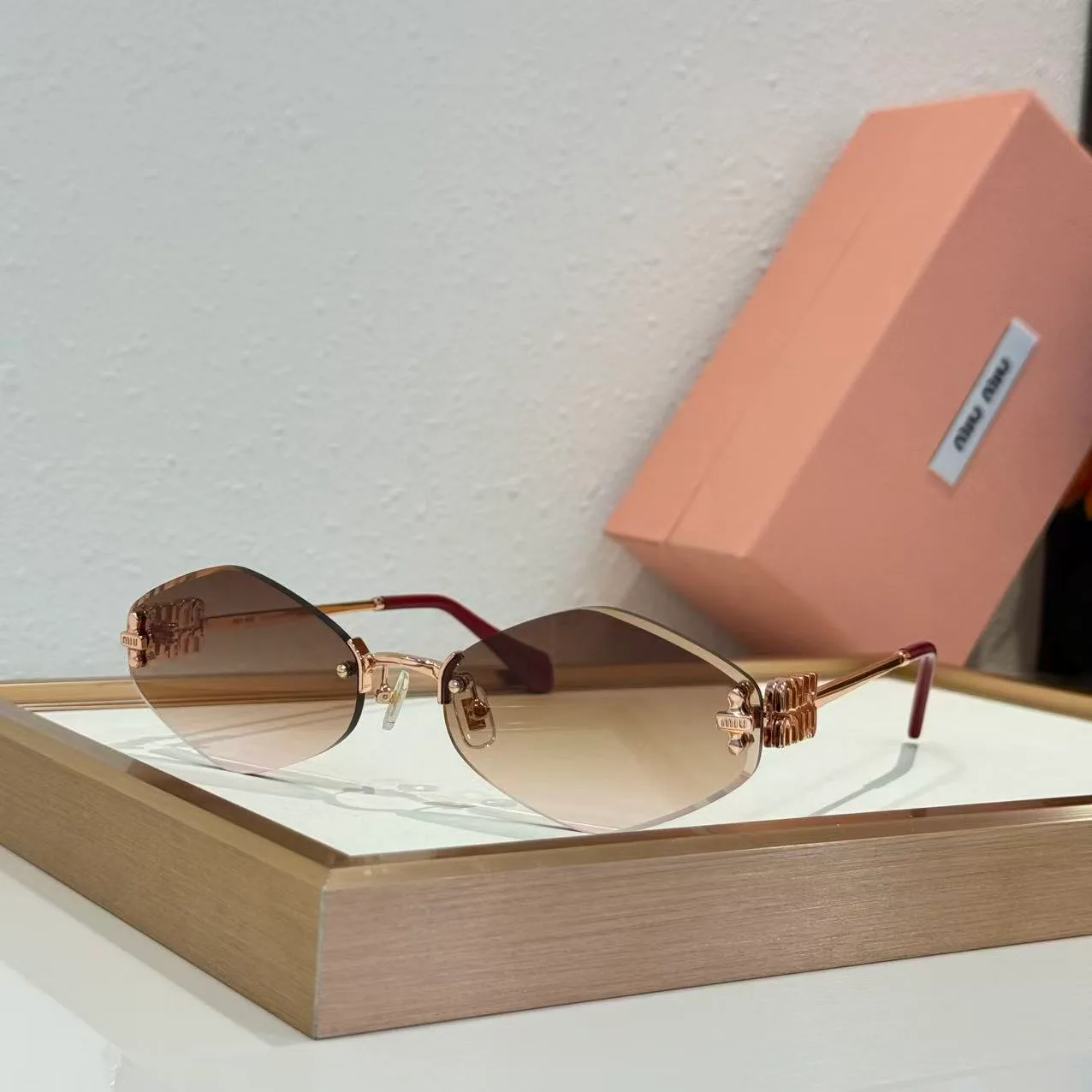 Очки Miu Miu 912328