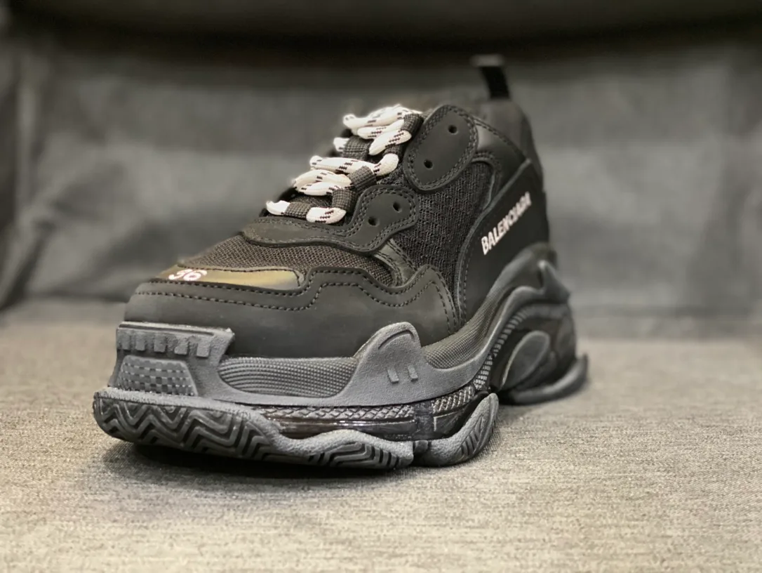 Кроссовки Женские Balenciaga 4931935