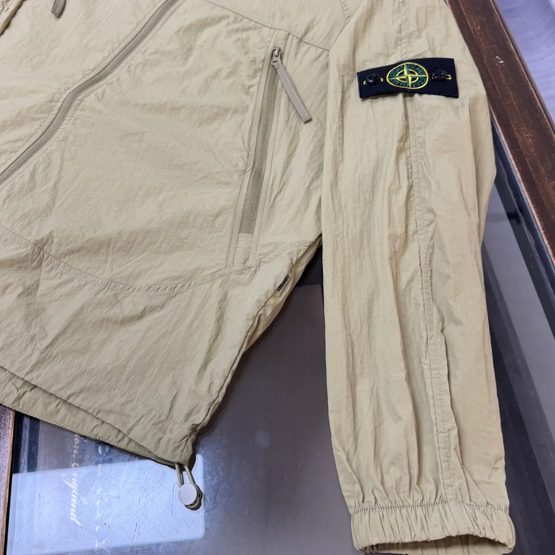 Куртки И Пуховики Мужские Stone Island 17286051