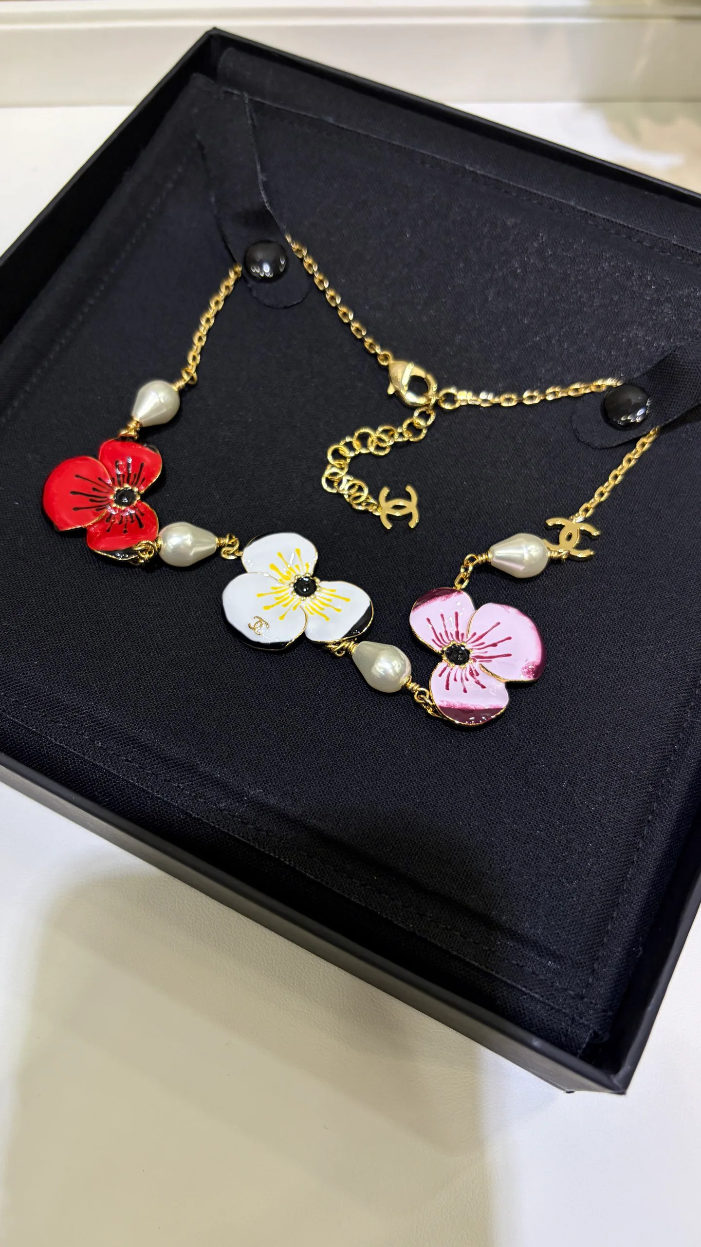 Бижутерия Chanel 17919503