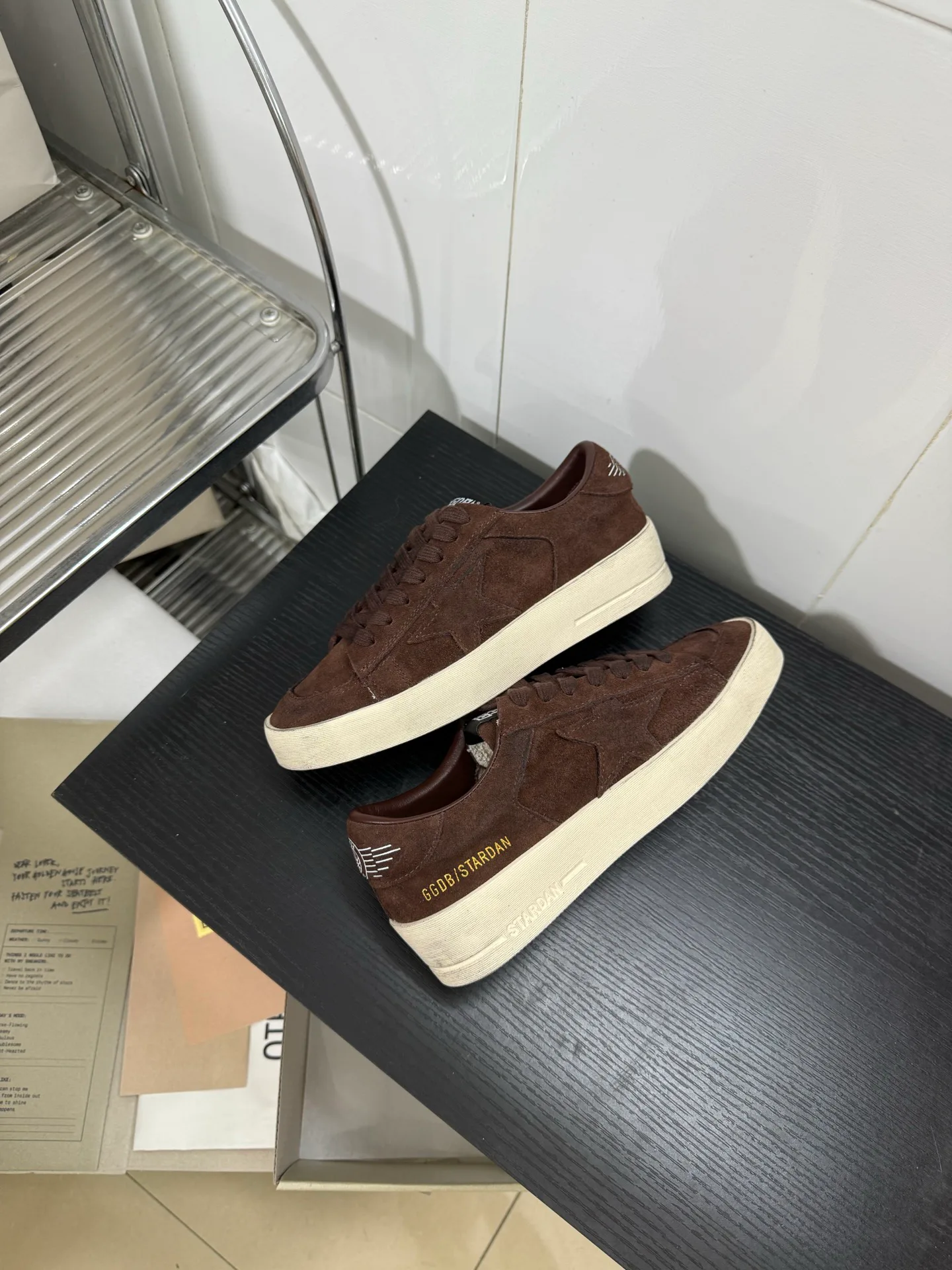 Кроссовки Женские Golden Goose 18211933