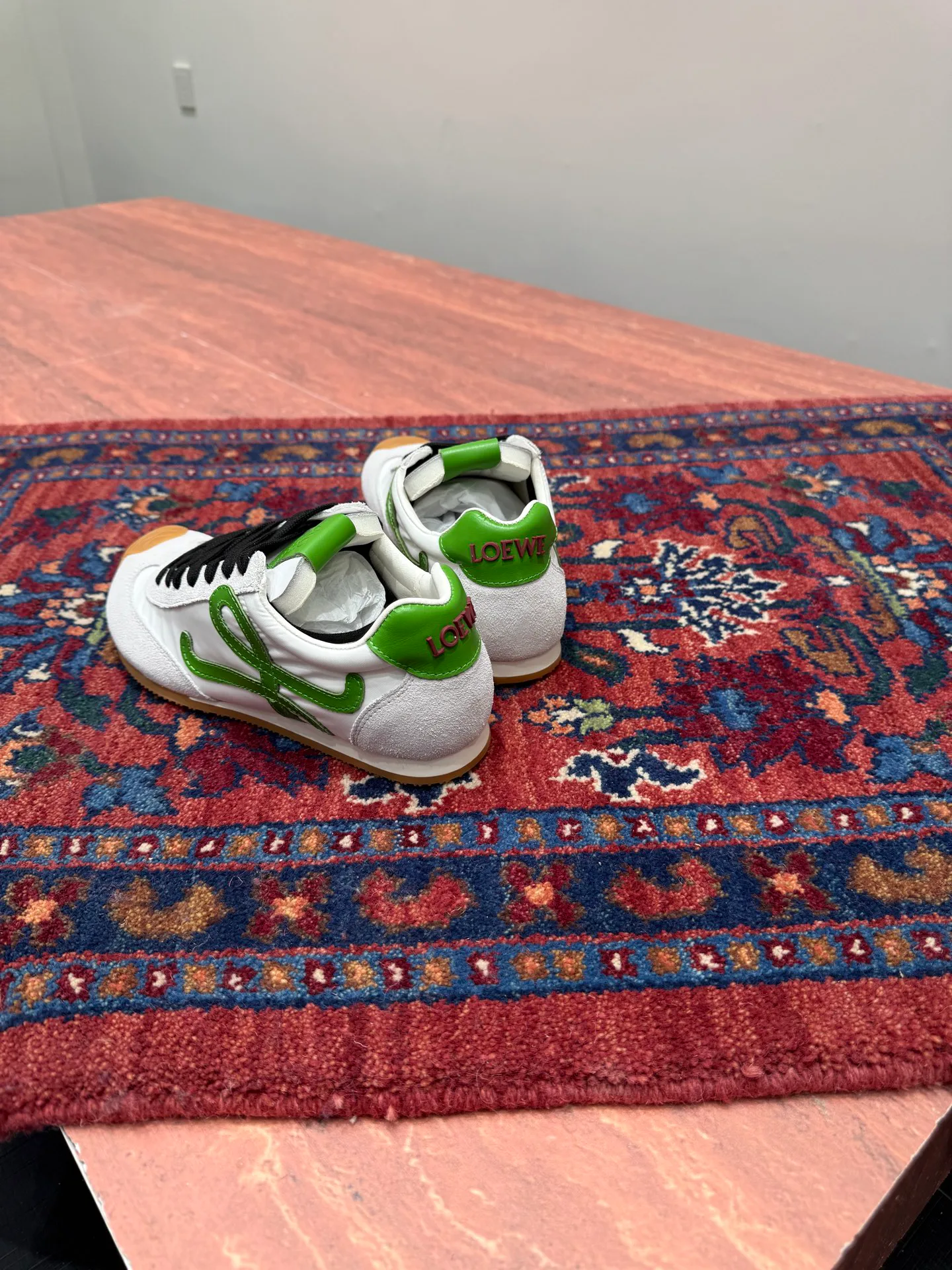 Кроссовки Женские Loewe 11250679