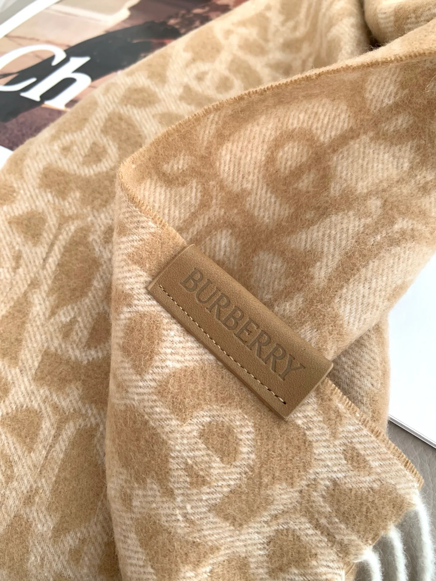 Шарфы Burberry 18222529