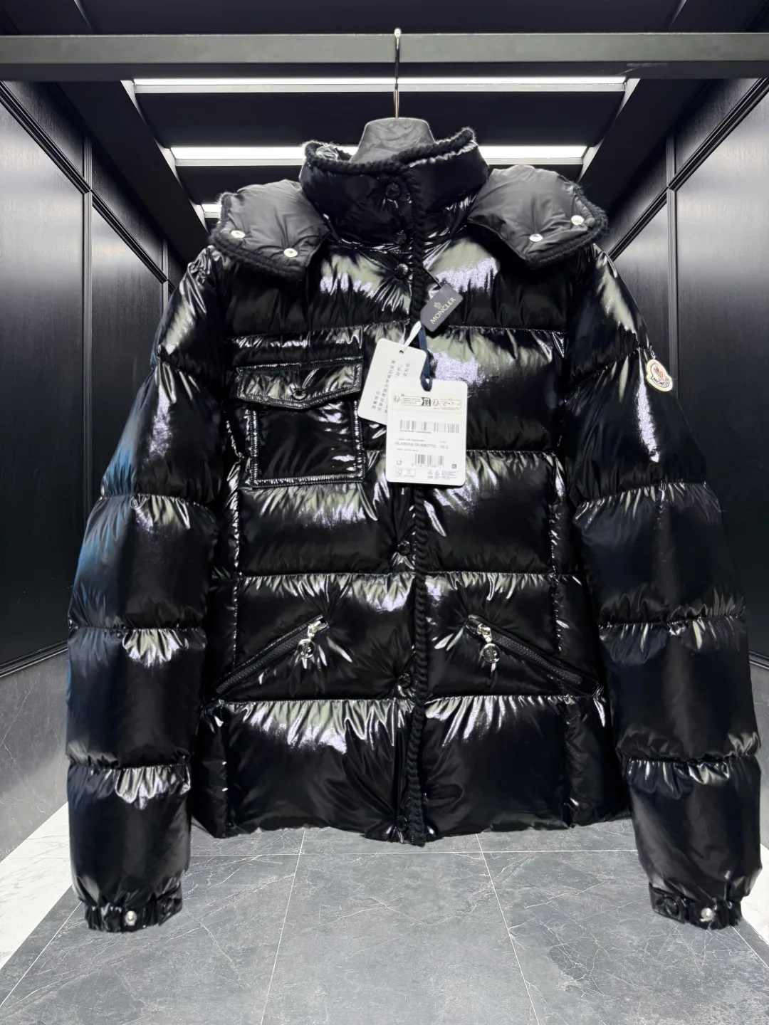 Куртки И Пуховики Женские Moncler 18741302