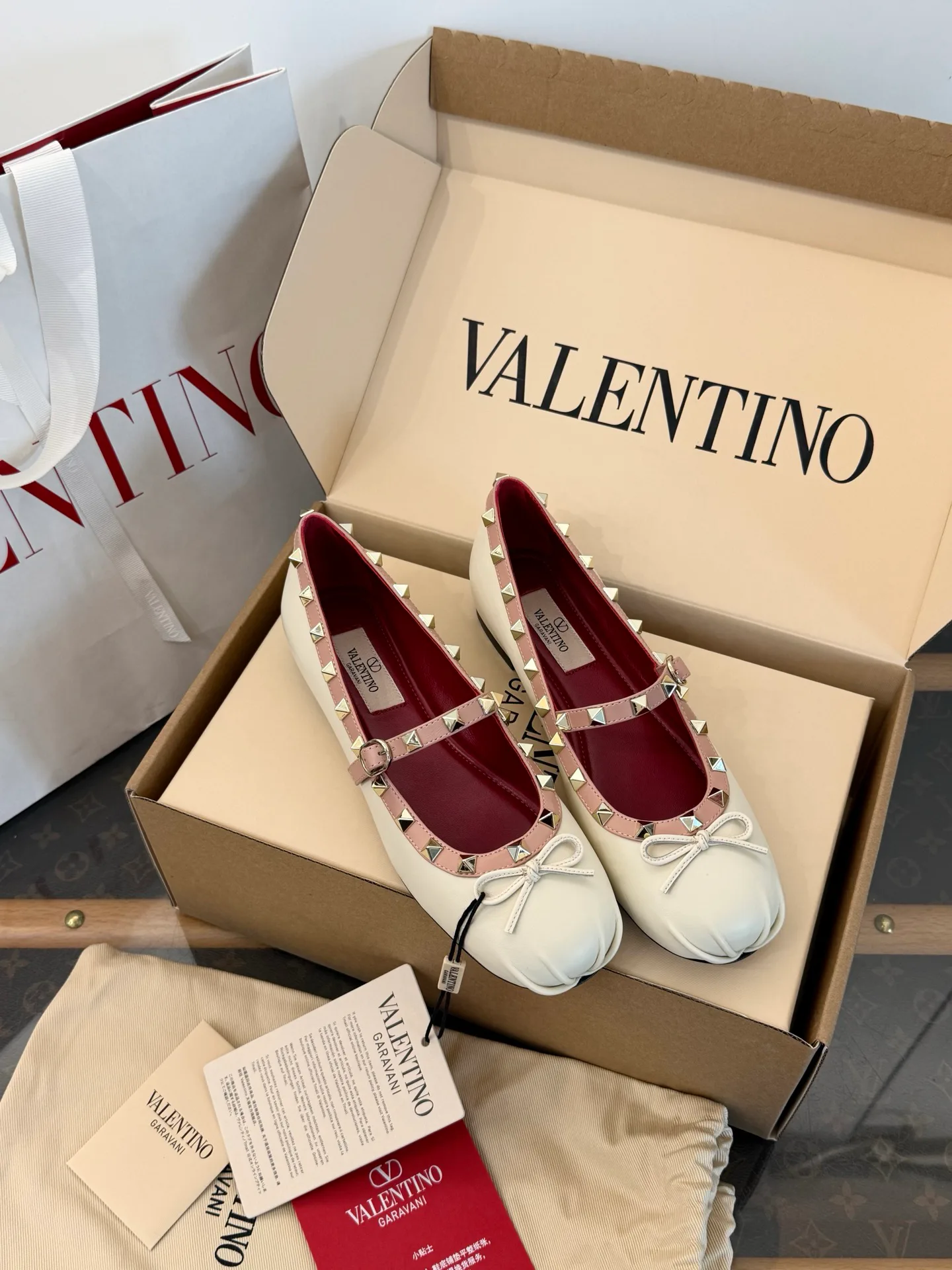 Балетки Женские Valentino 18133415