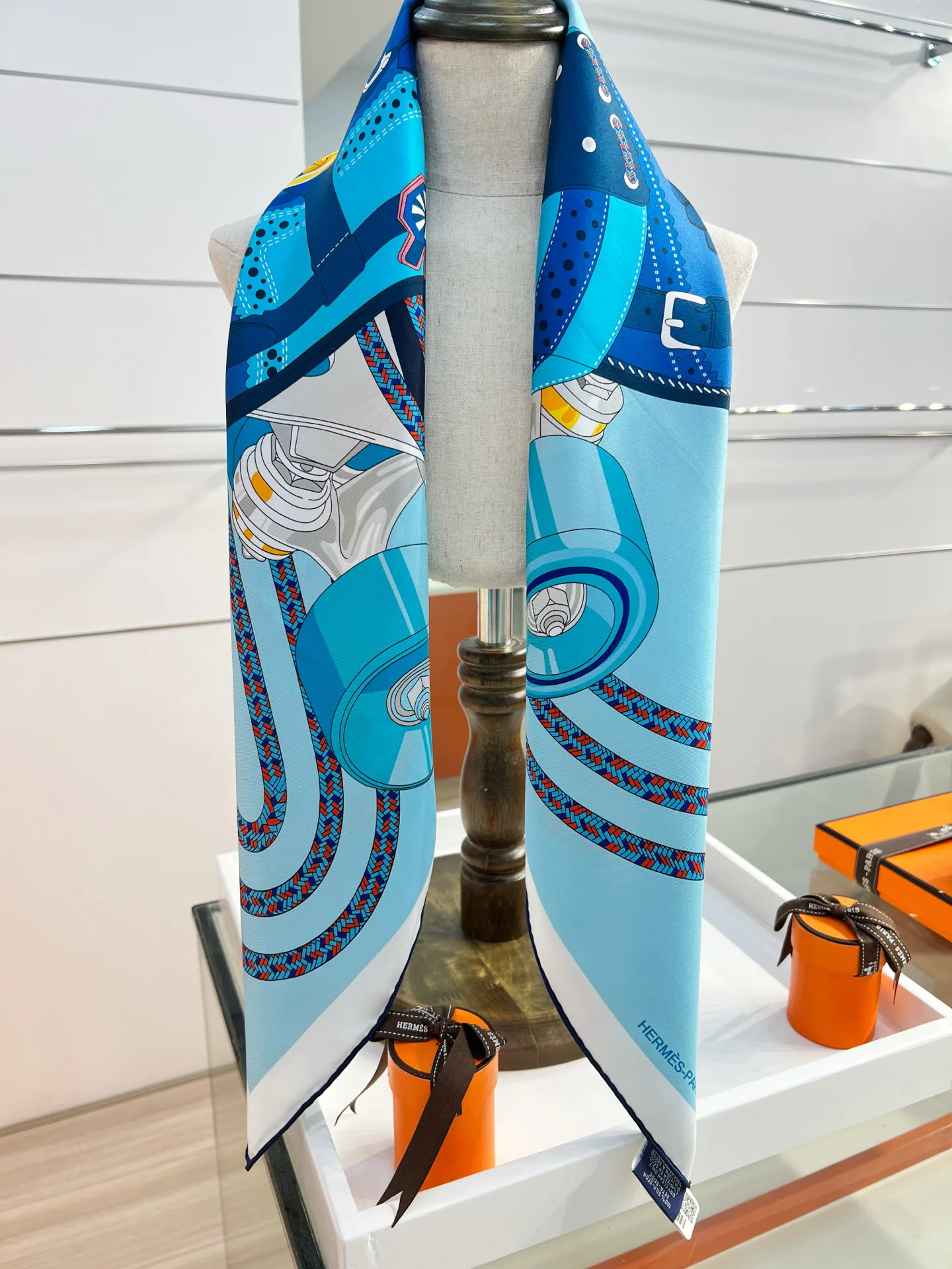 Платки Hermes 17991635