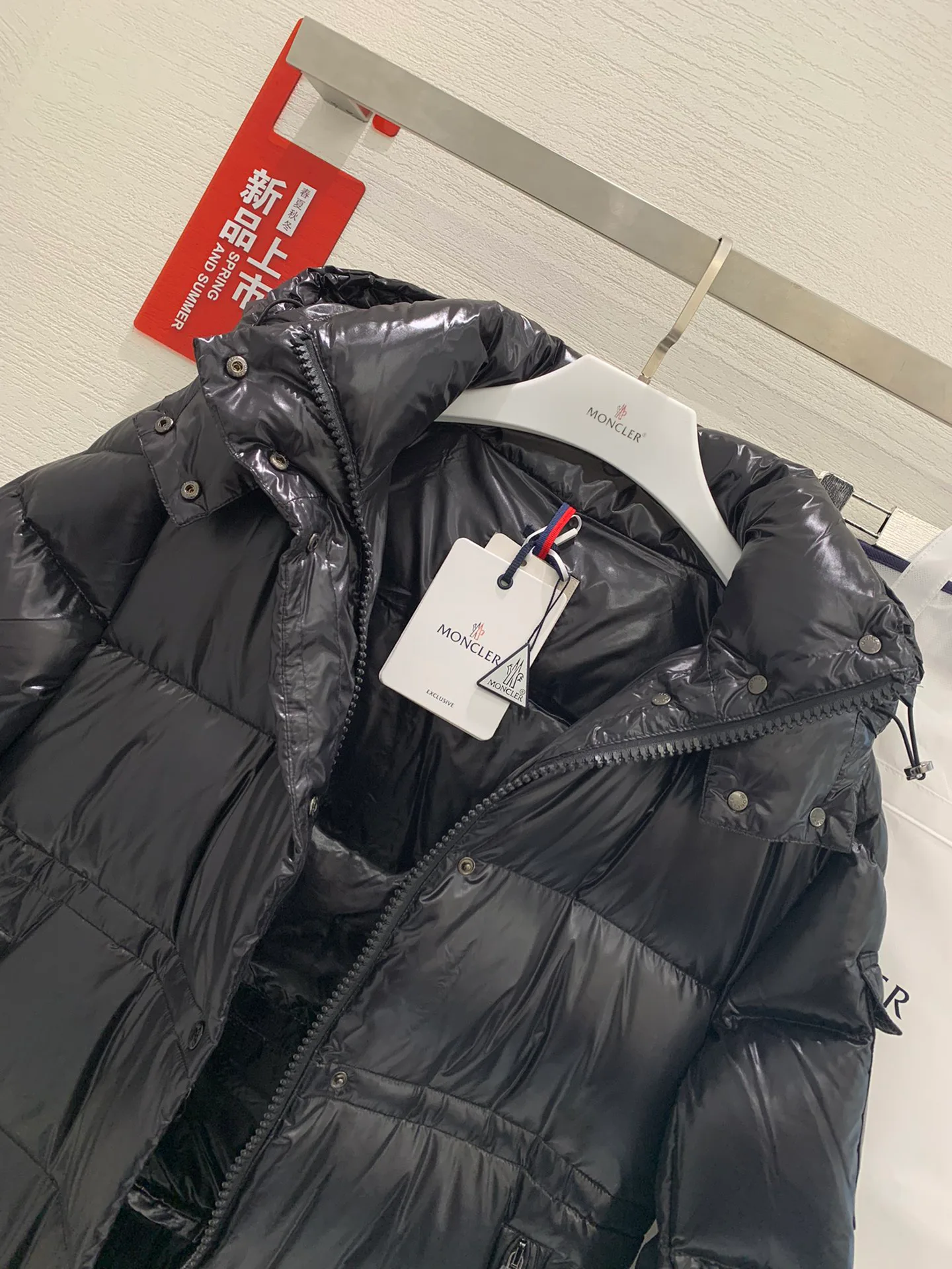 Куртки И Пуховики Женские Moncler 19296895