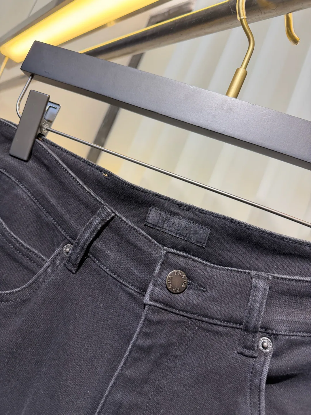 Джинсы Женские Prada 11441327