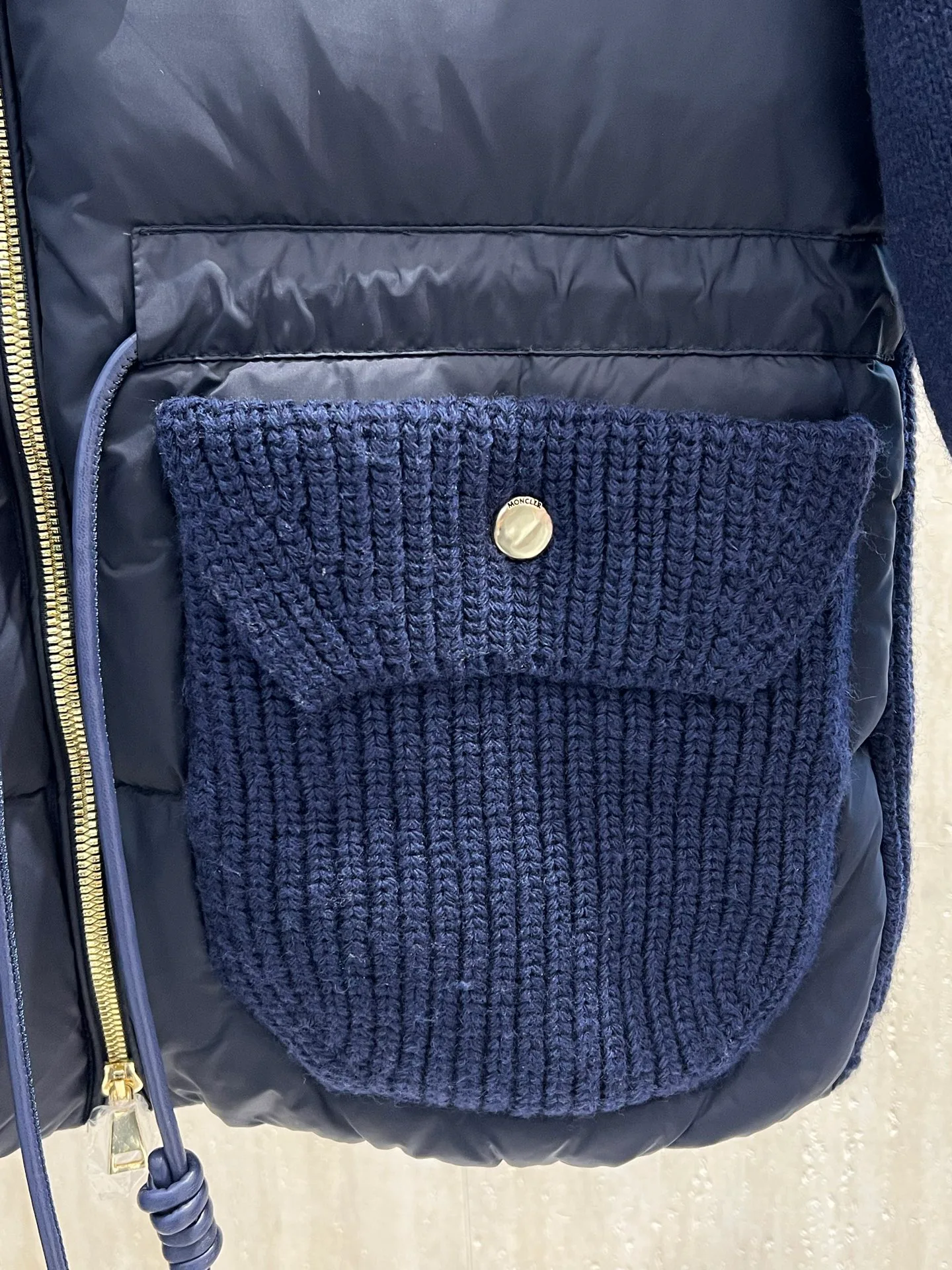 Куртки И Пуховики Женские Moncler 18723391
