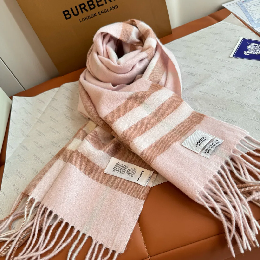 Шарфы Burberry 163706