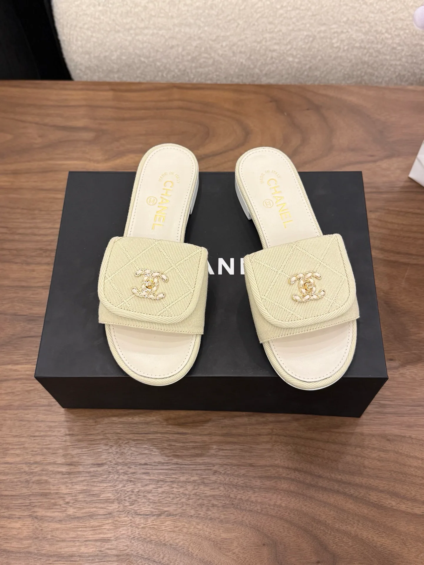 Сандалии Женские Chanel 11559201