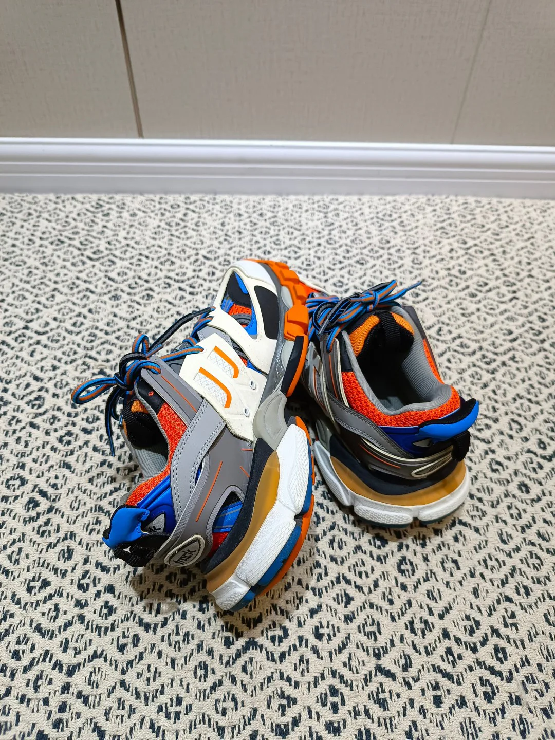 Кроссовки Мужские Balenciaga 1597