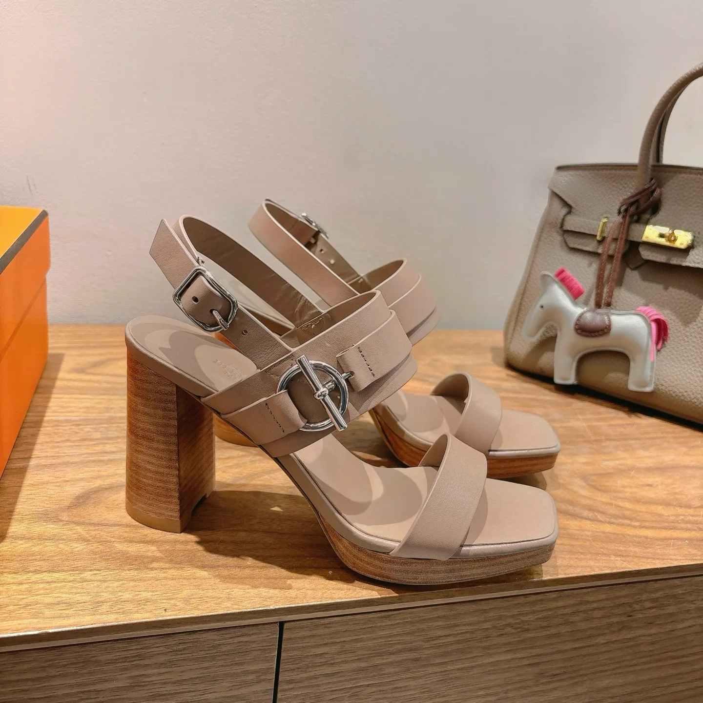 Босоножки Женские Hermes 11514531