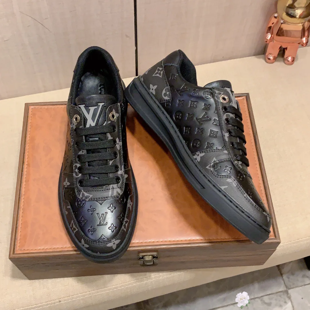 Кроссовки Женские Louis Vuitton 438143