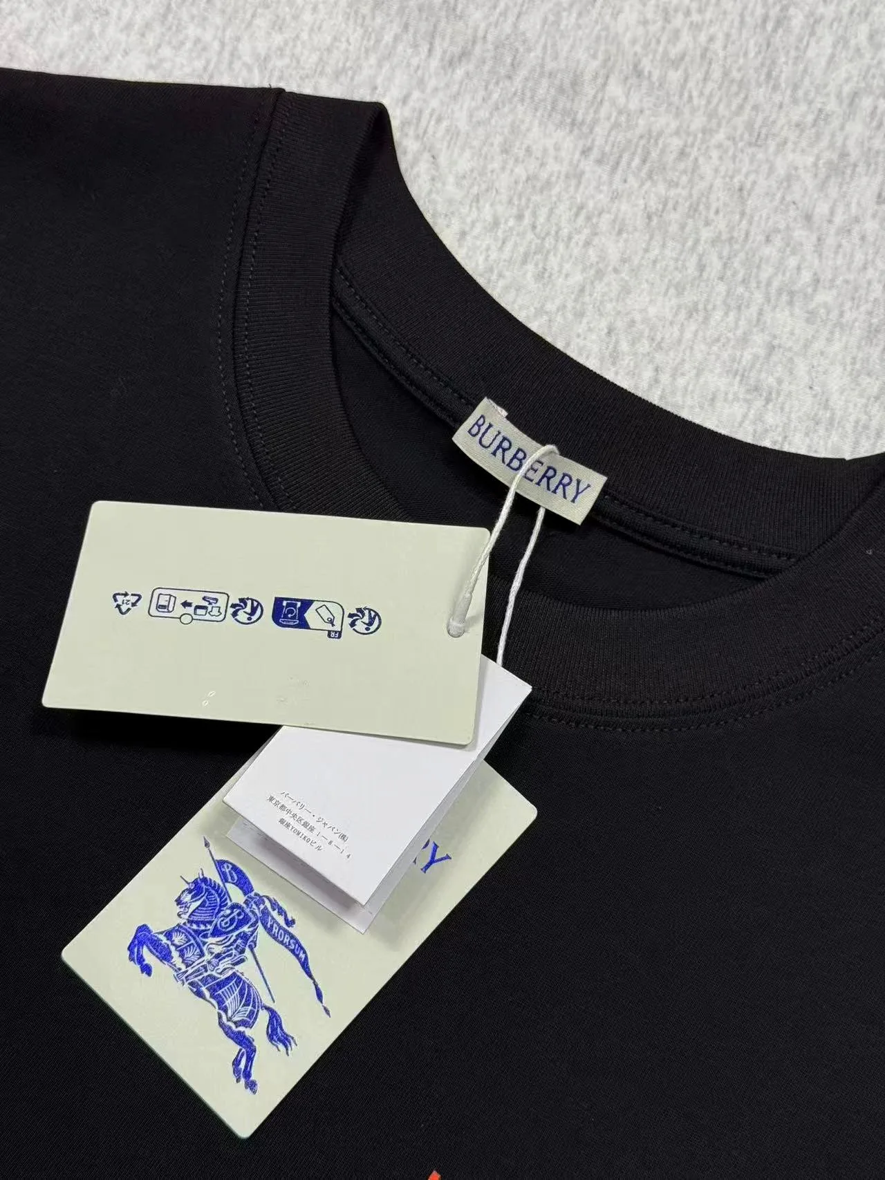 Футболки Женские Burberry 620032