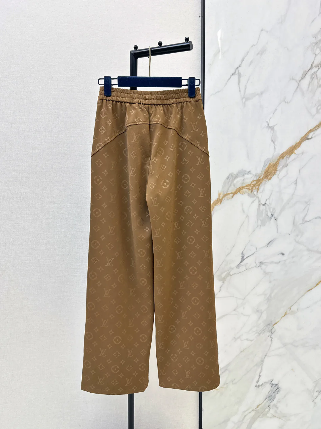 Брюки Женские Louis Vuitton 11476042