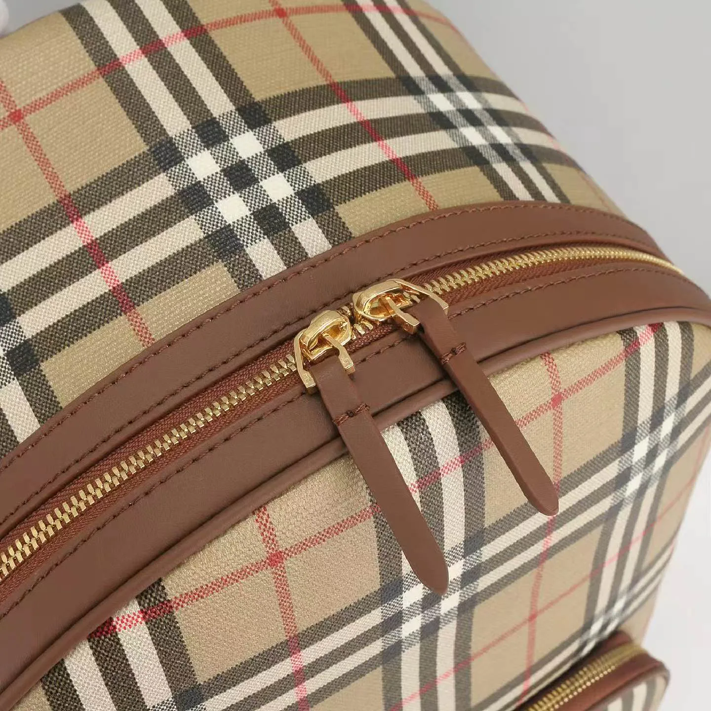Рюкзаки Женские Burberry 17948675