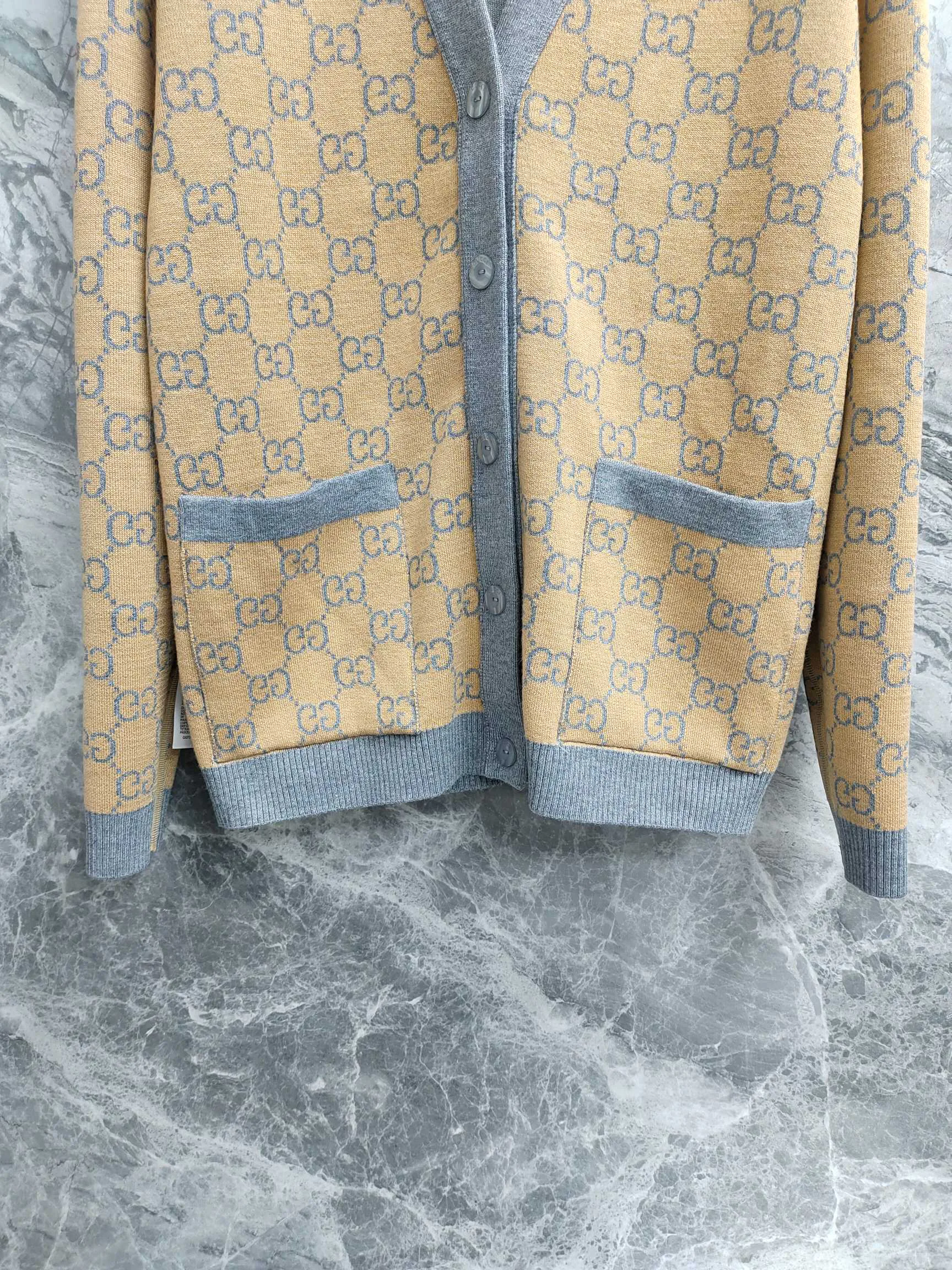 Джемперы И Свитеры Женские Gucci 19045230