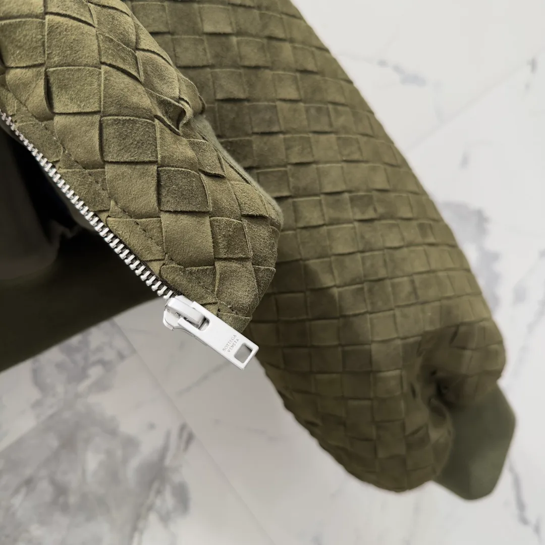 Кожаные Куртки И Дублёнки Женские Bottega Veneta 17283618