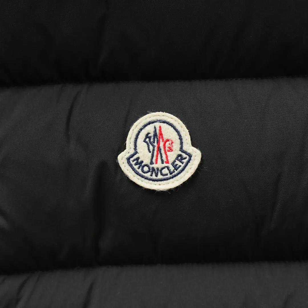 Жилеты Женские Moncler 18455953