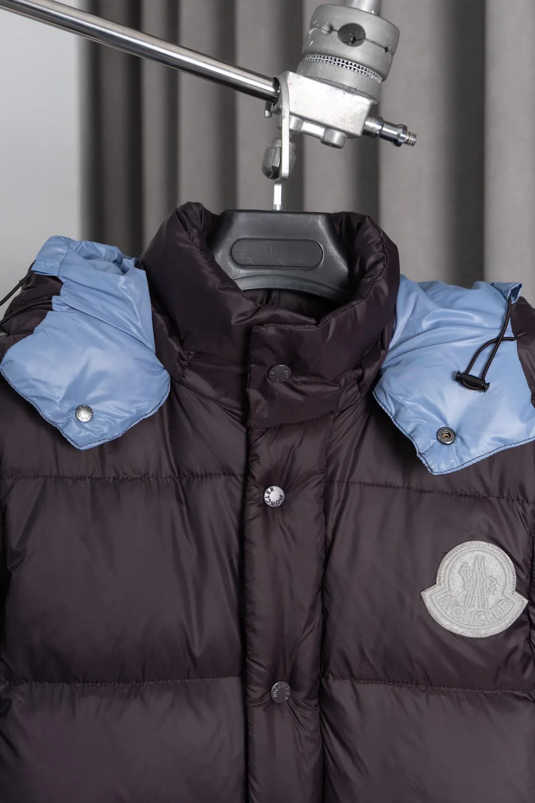 Куртки И Пуховики Женские Moncler 6378575