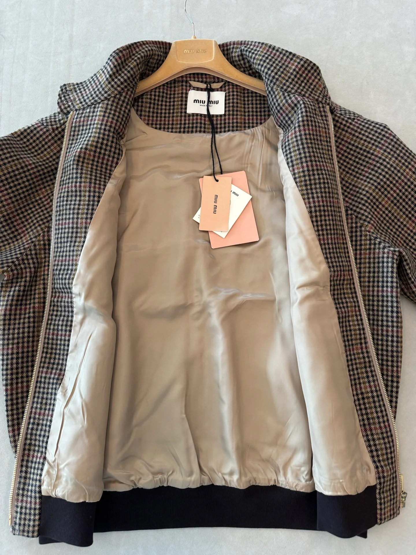 Куртки И Пуховики Женские Miu Miu 19174827