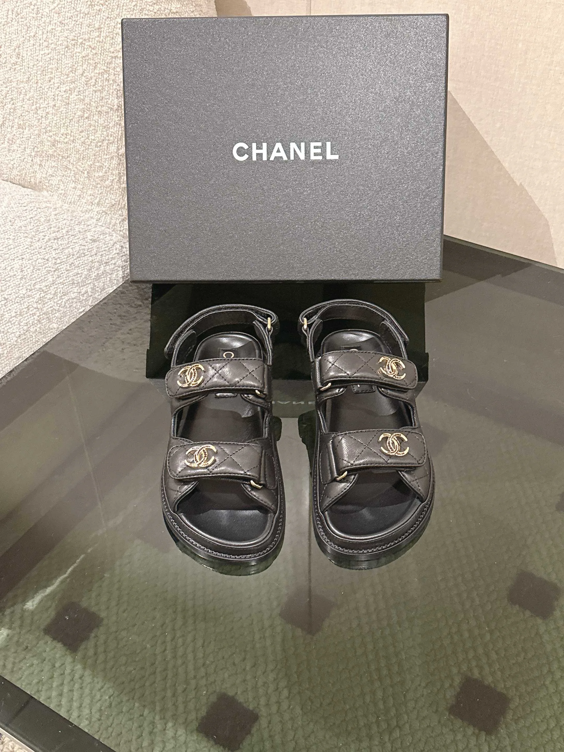 Сандалии Женские Chanel 11353690