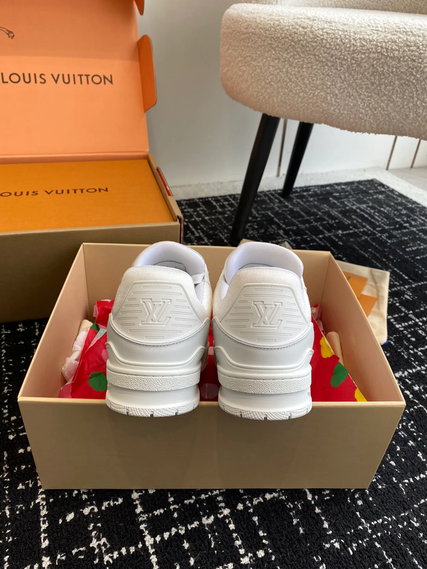 Кроссовки Женские Louis Vuitton 5790871