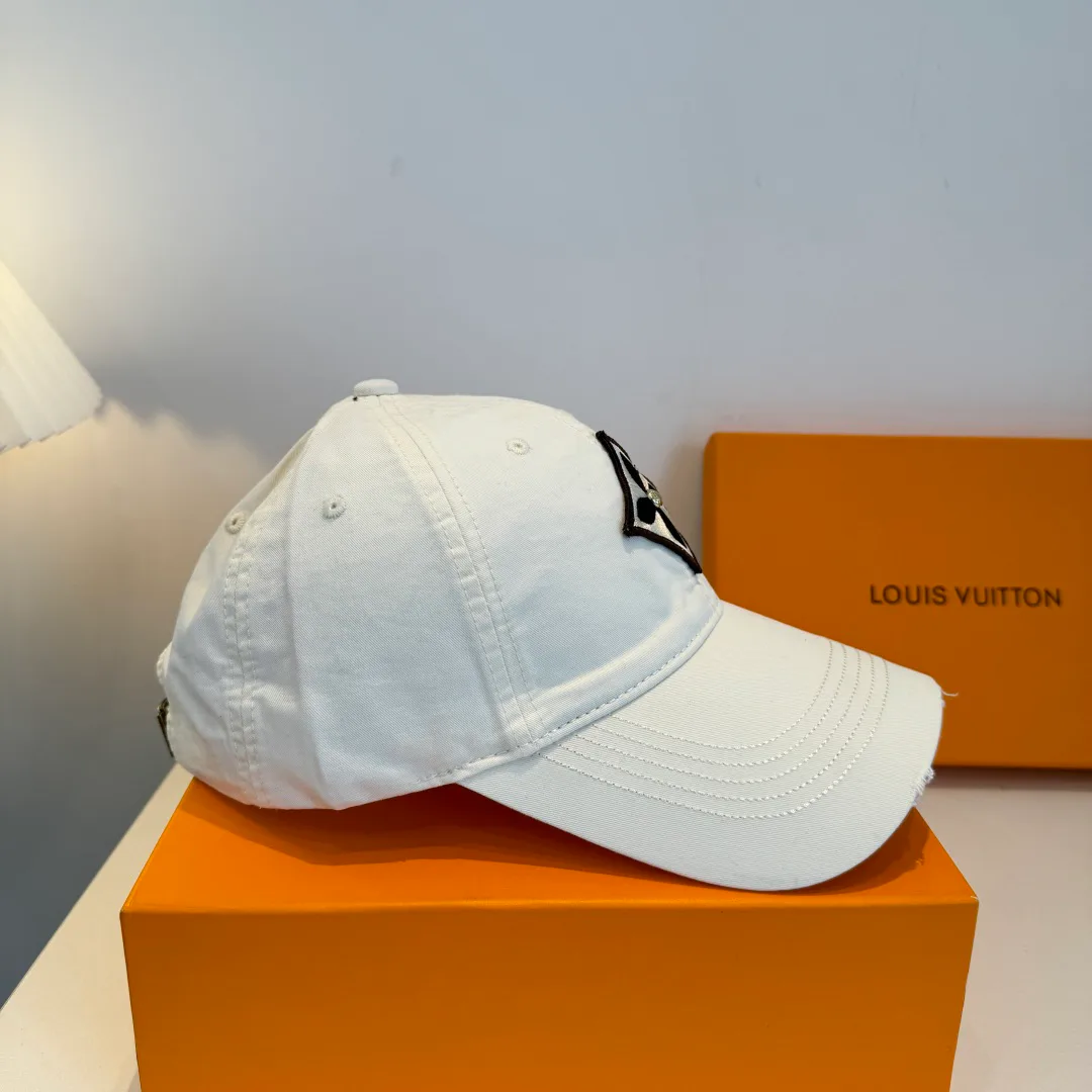 Головные Уборы Louis Vuitton 11469009