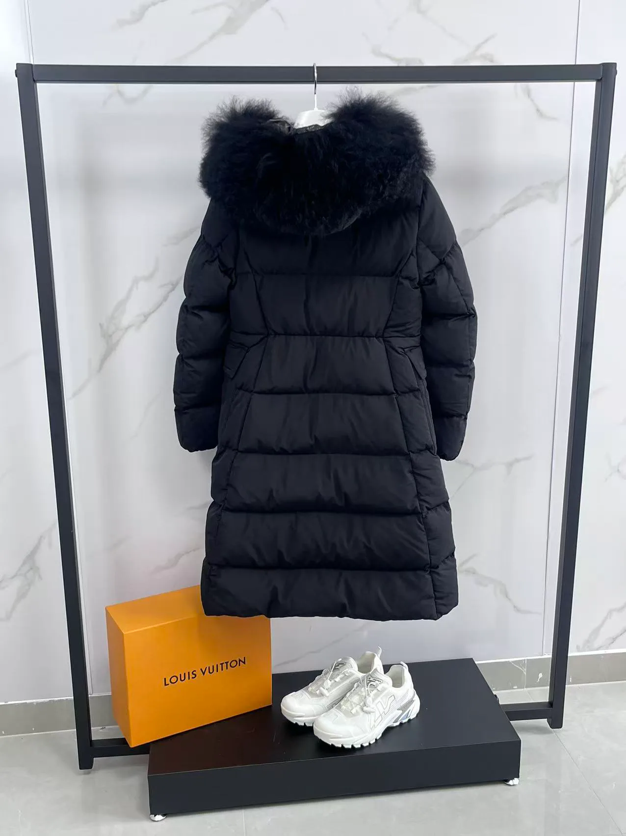 Куртки И Пуховики Женские Moncler 17964583