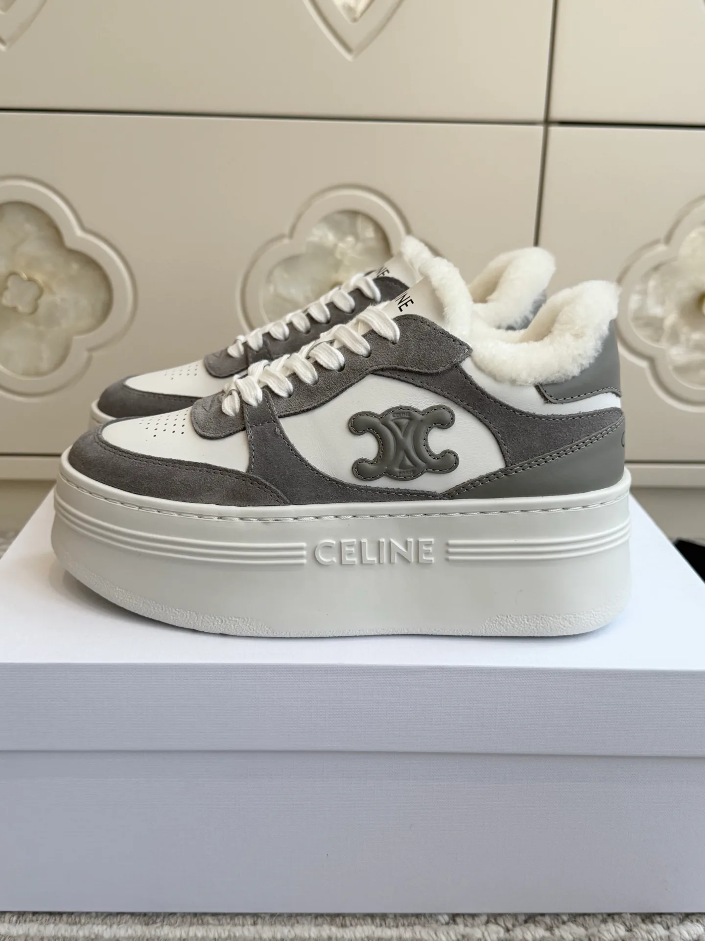 Кроссовки Женские Celine 18511659
