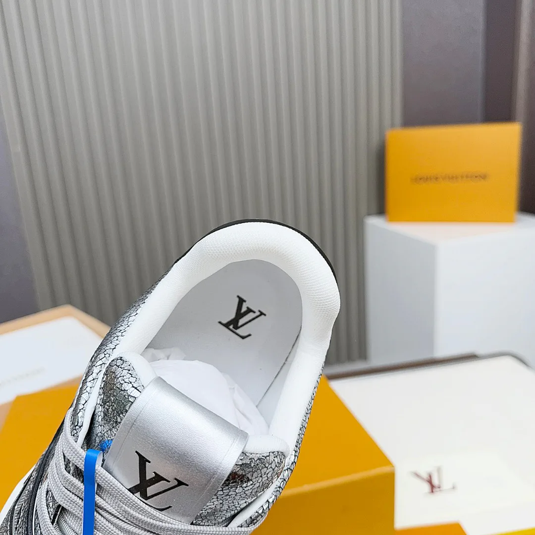 Кроссовки Женские Louis Vuitton 1053851