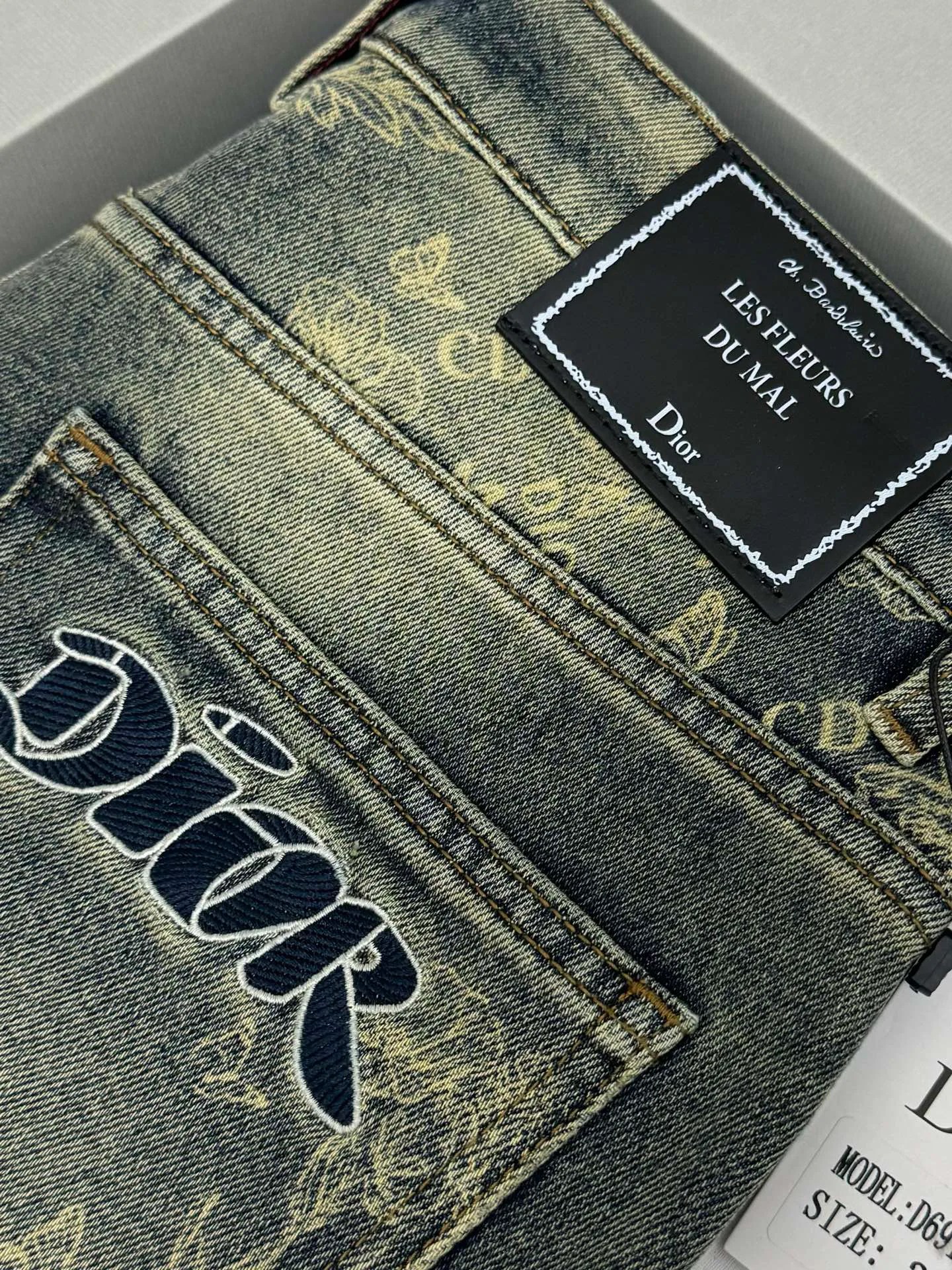 Джинсы Мужские Christian Dior 17235426