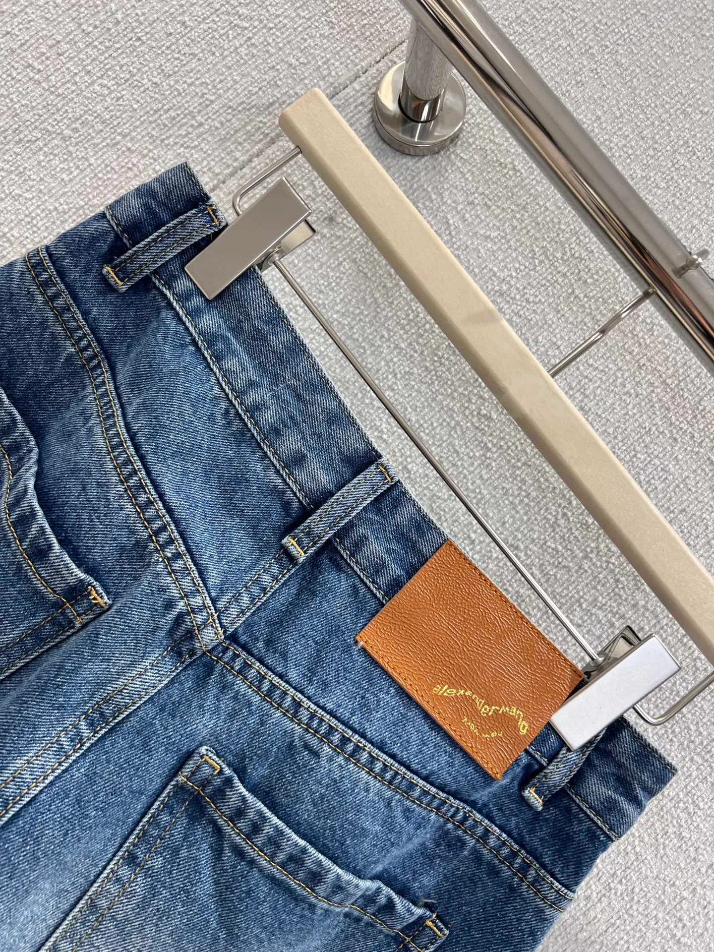 Джинсы Женские Alexander Wang 852028