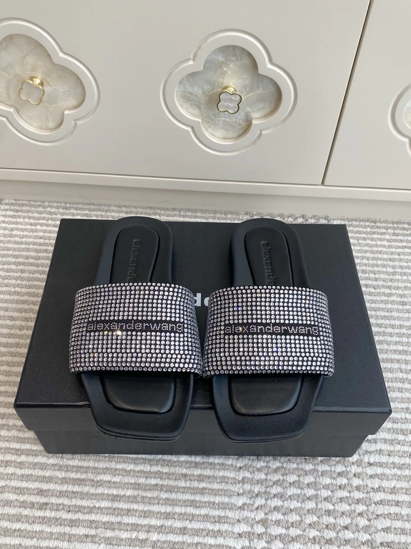 Шлепанцы Женские Alexander Wang 11777616