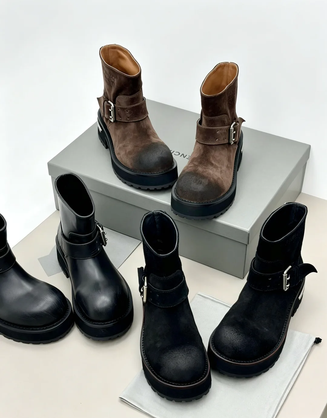 Ботинки Женские Balenciaga 18006166