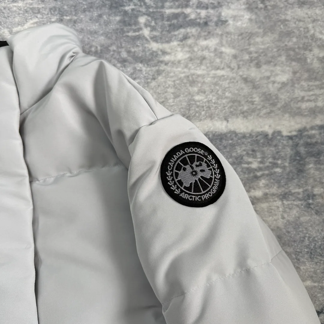 Куртки И Пуховики Женские Canada Goose 167789