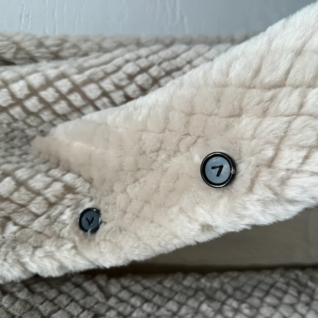 Кожаные Куртки И Дублёнки Женские Bottega Veneta 520747