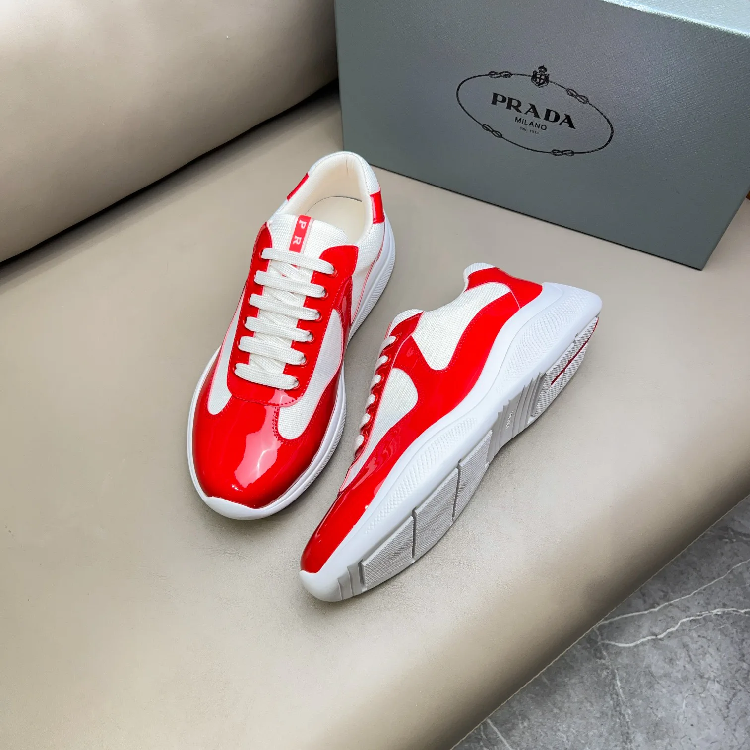 Кроссовки Женские Prada 17636248