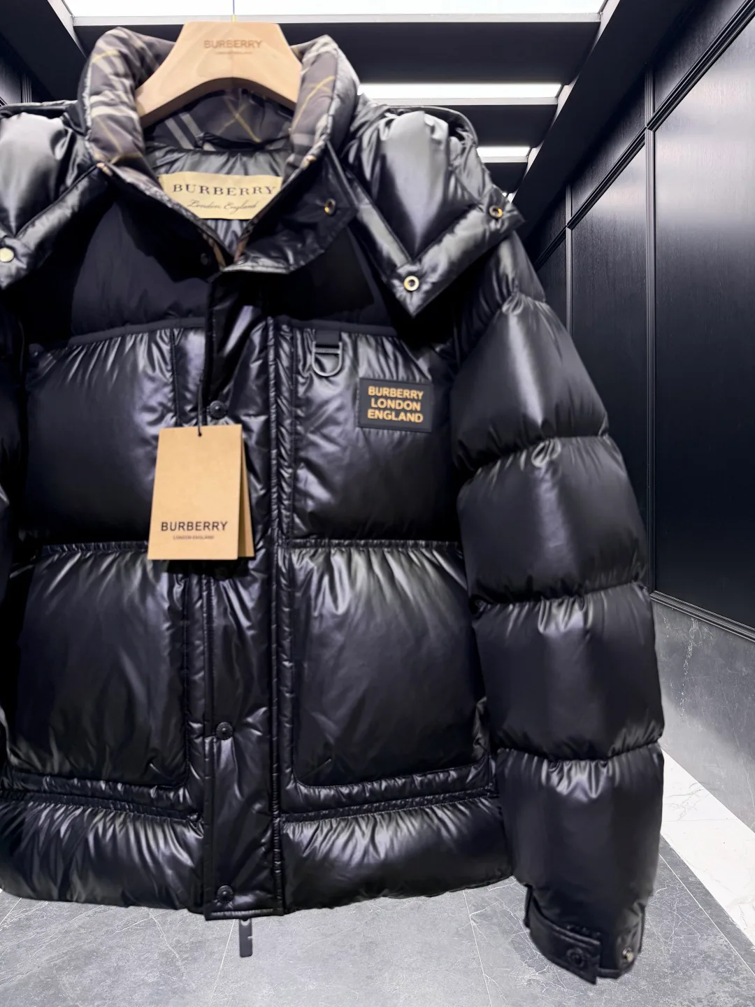Куртки И Пуховики Женские Burberry 17876508
