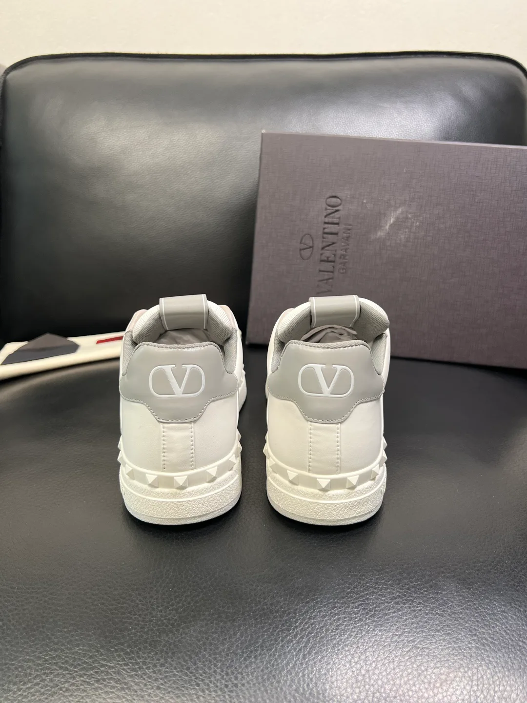 Кроссовки Женские Valentino 411235