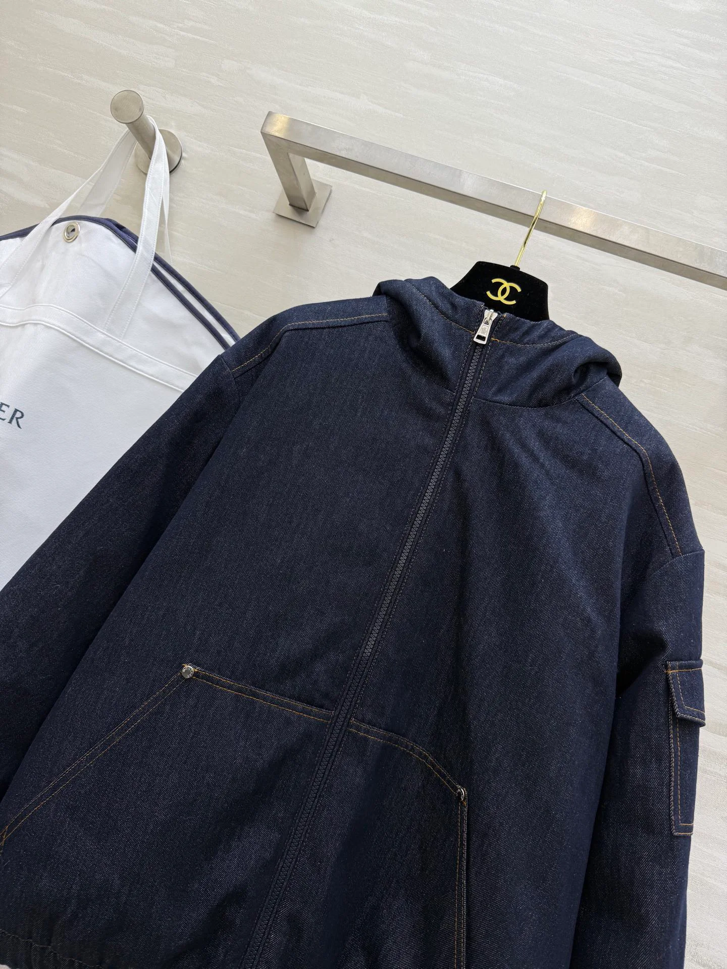 Куртки И Пуховики Женские Moncler 600352