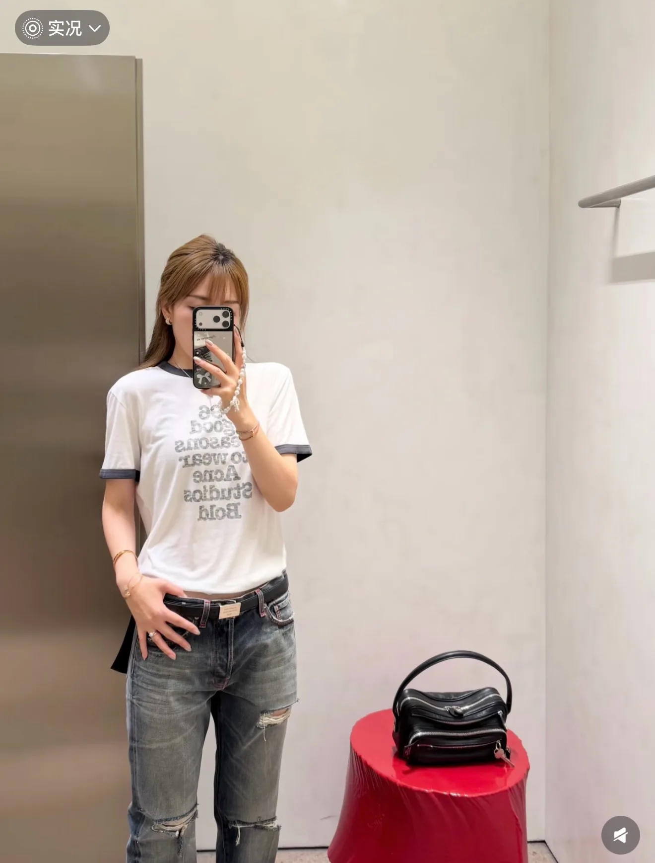 Футболки Женские Acne Studios 18713366