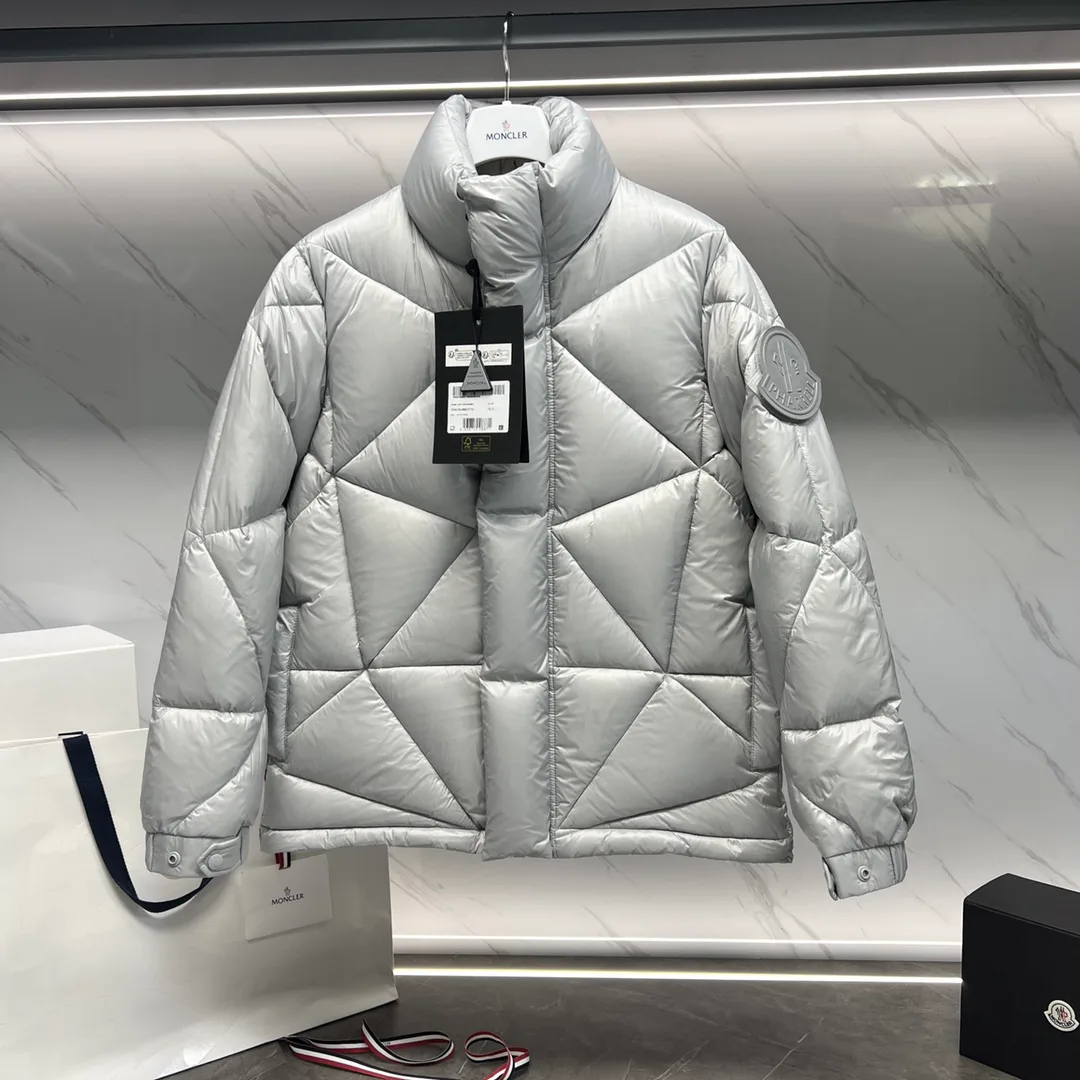 Куртки И Пуховики Мужские Moncler 1057356