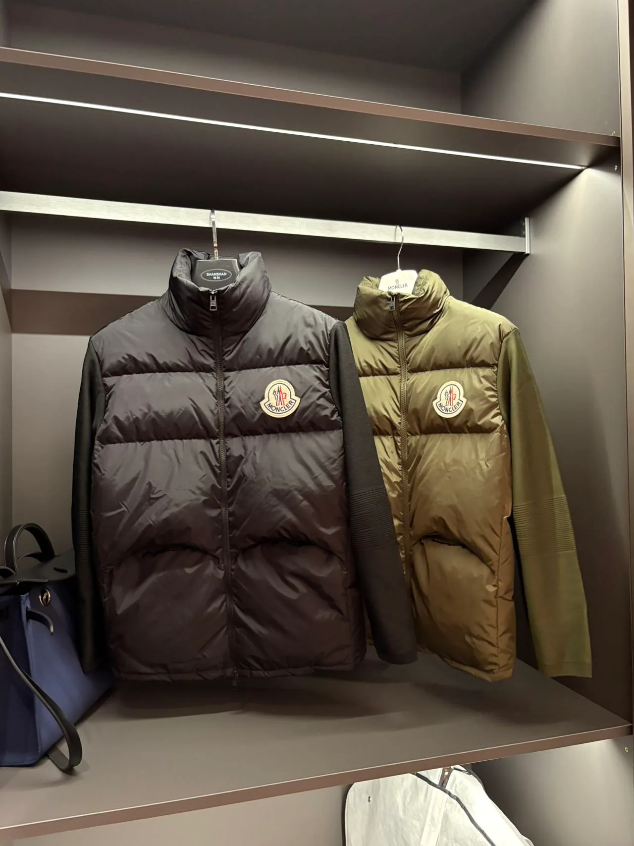 Куртки И Пуховики Мужские Moncler 17152782