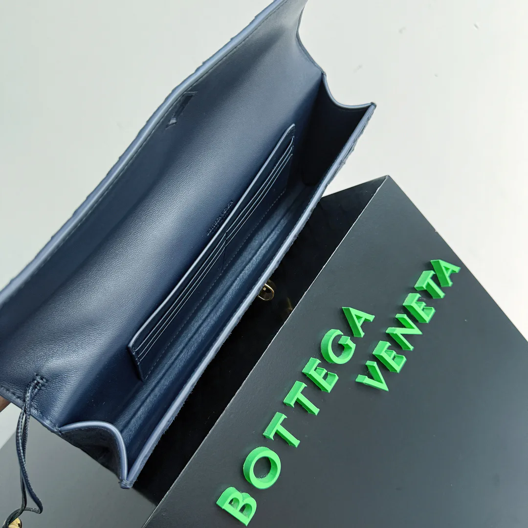 Клатчи Женские Bottega Veneta 11191822