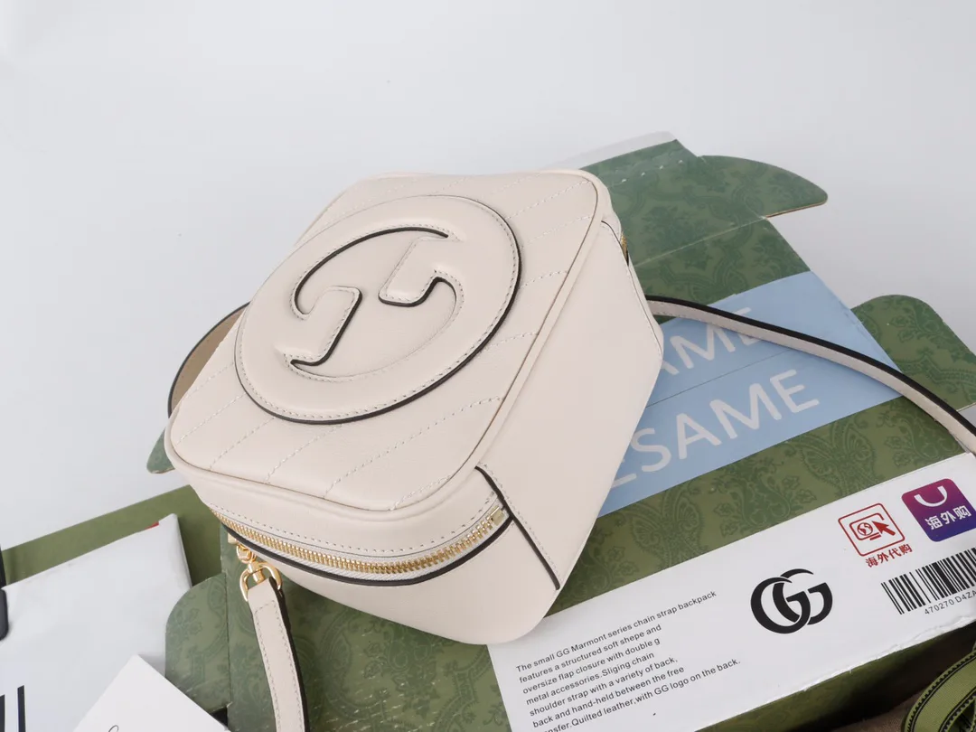 Классические Сумки Женские Gucci 18005067