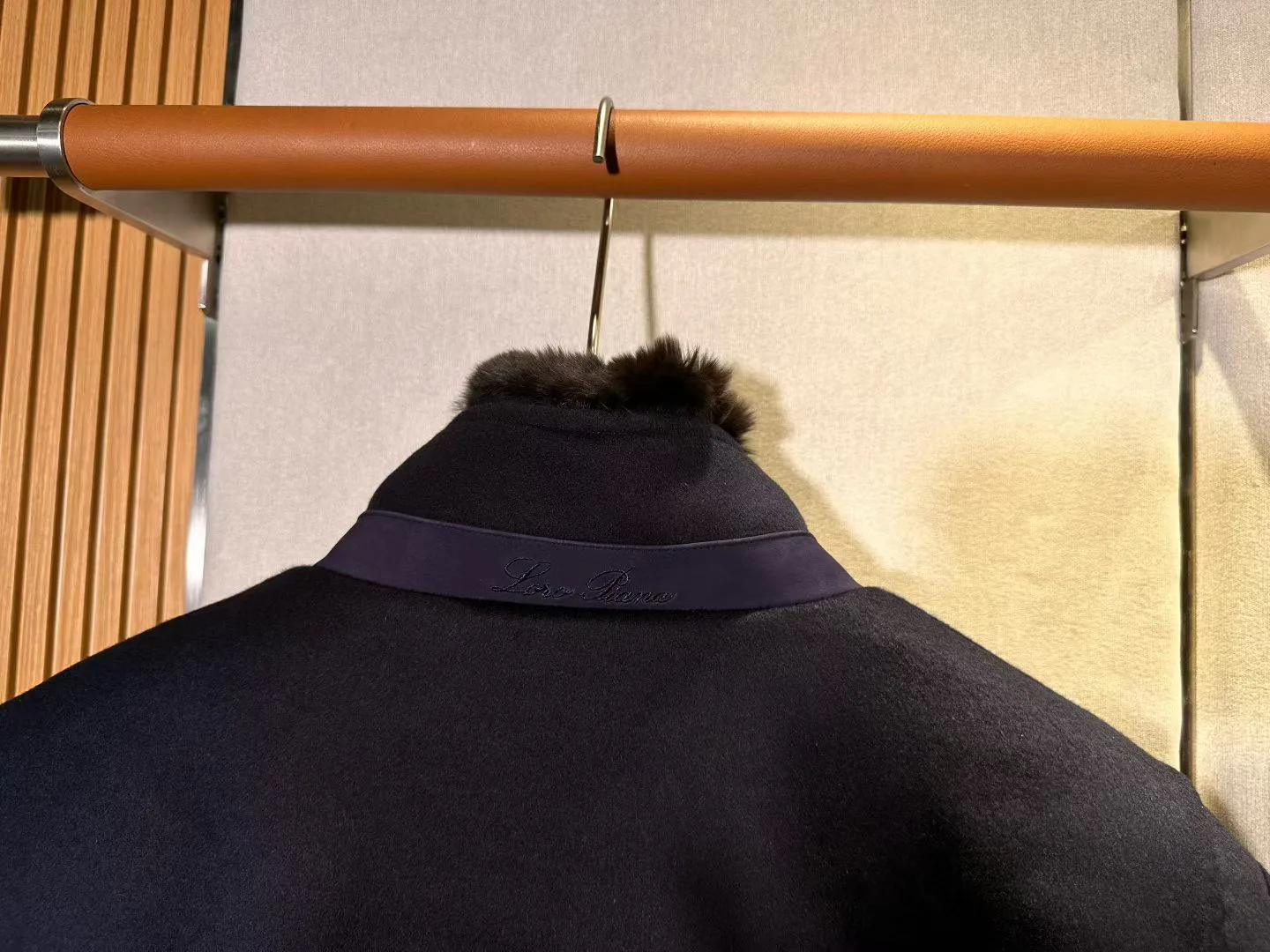 Кожаные Куртки И Дублёнки Мужские Loro Piana 1061837