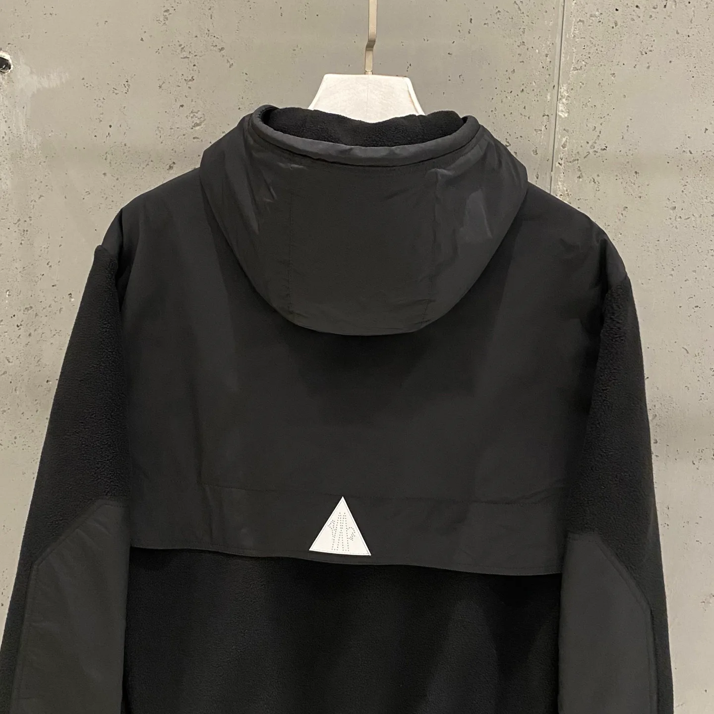 Куртки И Пуховики Мужские Moncler 1859709