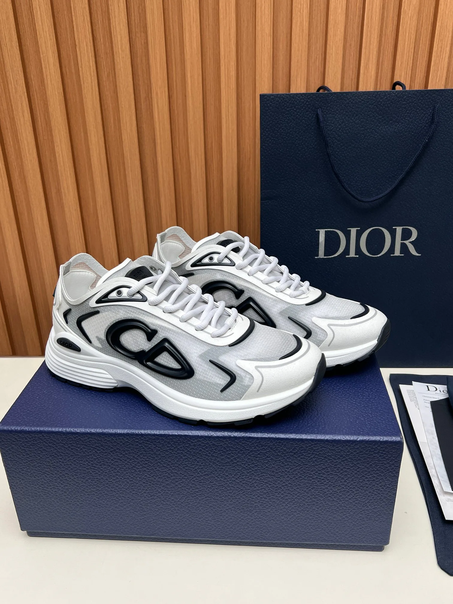 Кроссовки Женские Christian Dior 13406946